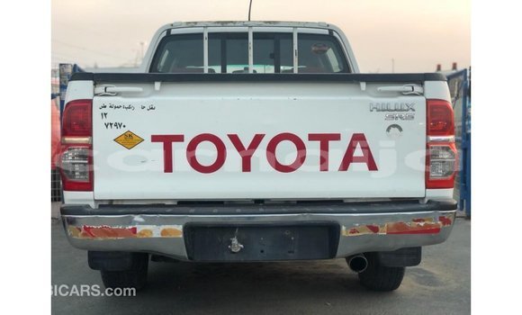 Buy Import Toyota Hilux White Car in Import - Dubai in Abia State Buy Import Toyota Hilux White Car in Import - Dubai in Abia State