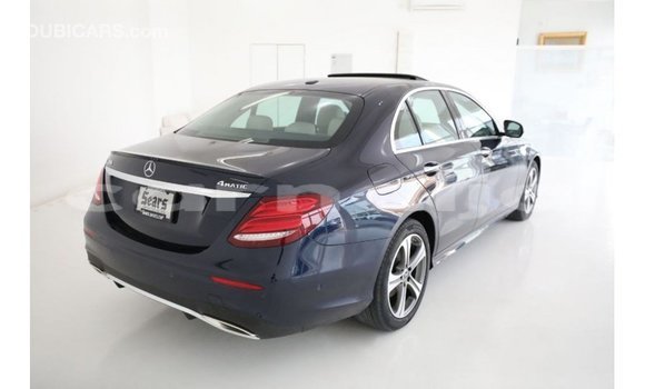 Acheter Import Voiture Mercedes-Benz 190 Bleu à Import - Dubai, État d'Abia Acheter Import Voiture Mercedes-Benz 190 Bleu à Import - Dubai, État d'Abia