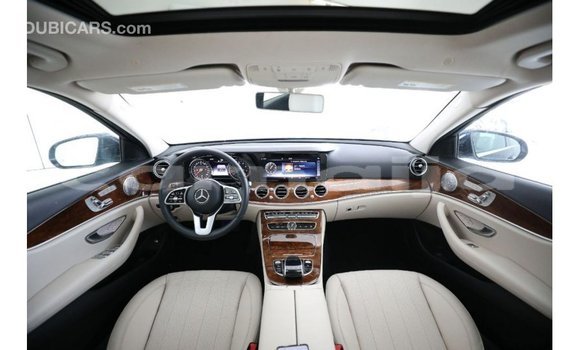 Acheter Import Voiture Mercedes-Benz 190 Bleu à Import - Dubai, État d'Abia Acheter Import Voiture Mercedes-Benz 190 Bleu à Import - Dubai, État d'Abia