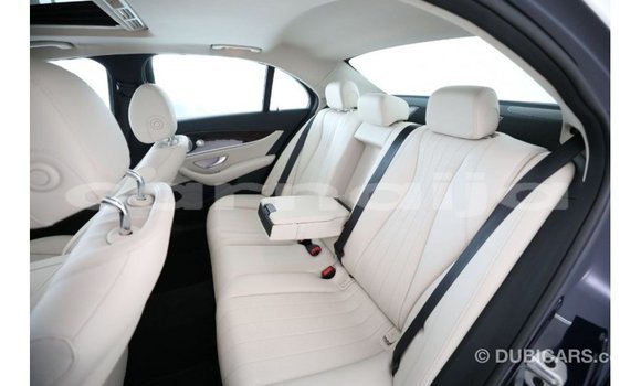 Acheter Import Voiture Mercedes-Benz 190 Bleu à Import - Dubai, État d'Abia Acheter Import Voiture Mercedes-Benz 190 Bleu à Import - Dubai, État d'Abia