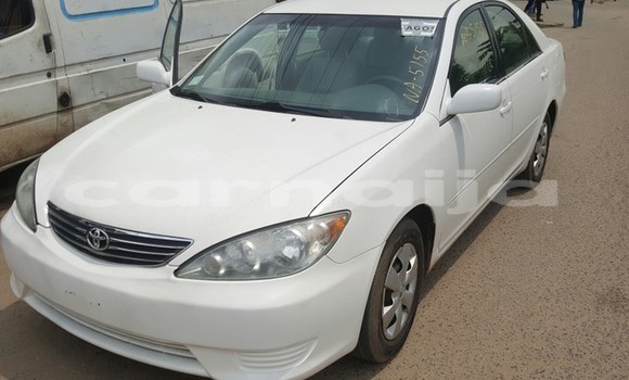 Buy Used Toyota Camry Blue Car in Warri in Delta State