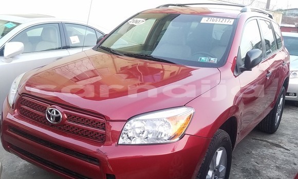 Acheter Occasion Voiture Toyota RAV4 Rouge à Ado–Ekiti, État d'Ekiti Acheter Occasion Voiture Toyota RAV4 Rouge à Ado–Ekiti, État d'Ekiti