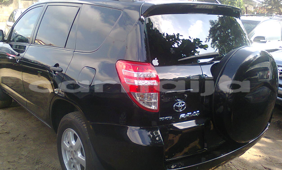 Acheter Occasion Voiture Toyota RAV4 Noir à Damaturu, État de Yobe Acheter Occasion Voiture Toyota RAV4 Noir à Damaturu, État de Yobe