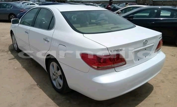 Buy Used Lexus ES 300 White Car in Abuja in Lagos State Buy Used Lexus ES 300 White Car in Abuja in Lagos State