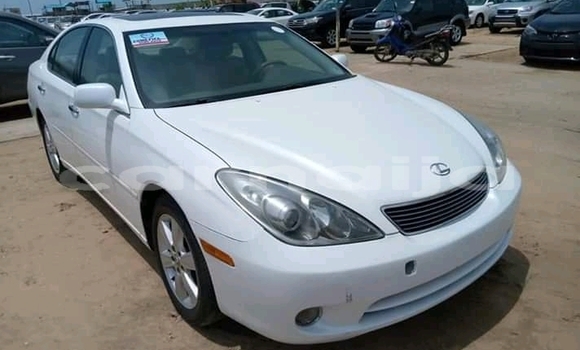 Buy Used Lexus ES 300 White Car in Abuja in Lagos State Buy Used Lexus ES 300 White Car in Abuja in Lagos State