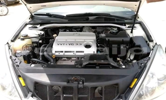 Buy Used Lexus ES 300 White Car in Abuja in Lagos State Buy Used Lexus ES 300 White Car in Abuja in Lagos State