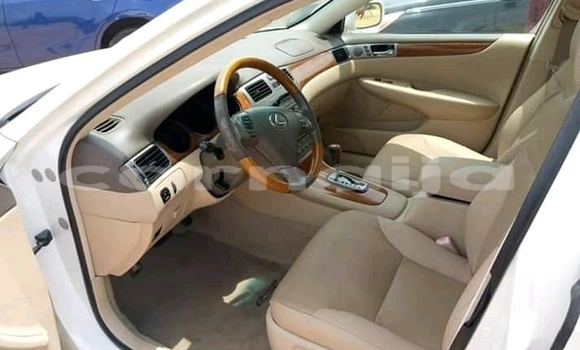 Buy Used Lexus ES 300 White Car in Abuja in Lagos State Buy Used Lexus ES 300 White Car in Abuja in Lagos State
