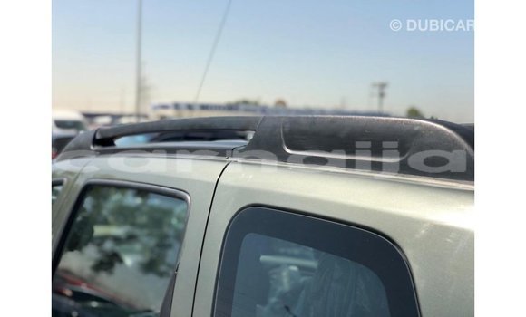 Acheter Import Voiture Renault Duster Vert à Import - Dubai, État d'Abia Acheter Import Voiture Renault Duster Vert à Import - Dubai, État d'Abia