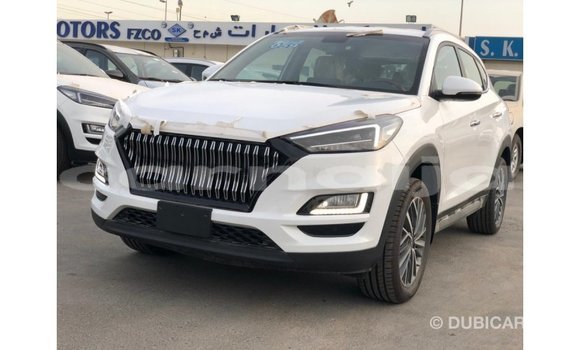 Buy Import Hyundai Tucson White Car in Import - Dubai in Abia State Buy Import Hyundai Tucson White Car in Import - Dubai in Abia State