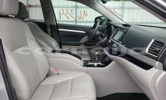 Acheter Neuf Voiture Toyota Highlander Gris à Badagry, État de Lagos Acheter Neuf Voiture Toyota Highlander Gris à Badagry, État de Lagos