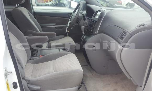 Buy New Toyota Sienna White Car in Badagry in Lagos State Buy New Toyota Sienna White Car in Badagry in Lagos State