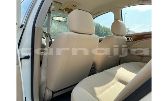 Buy Import Nissan Sunny White Car in Import - Dubai in Abia State Buy Import Nissan Sunny White Car in Import - Dubai in Abia State