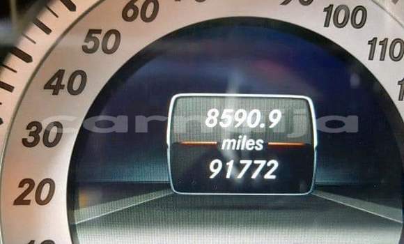 Acheter Import Voiture Mercedes-Benz GLK–Class Beige à Lagos, État de Lagos Acheter Import Voiture Mercedes-Benz GLK–Class Beige à Lagos, État de Lagos