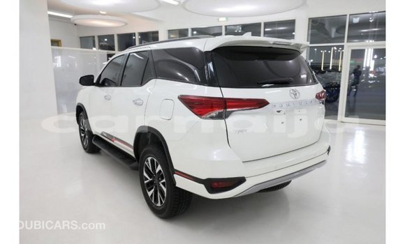 Buy Import Toyota Fortuner White Car in Import - Dubai in Abia State Buy Import Toyota Fortuner White Car in Import - Dubai in Abia State