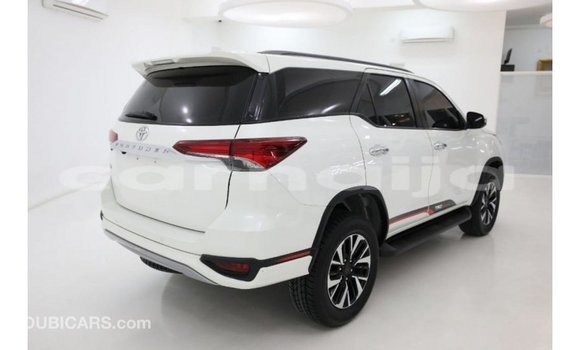 Buy Import Toyota Fortuner White Car in Import - Dubai in Abia State Buy Import Toyota Fortuner White Car in Import - Dubai in Abia State