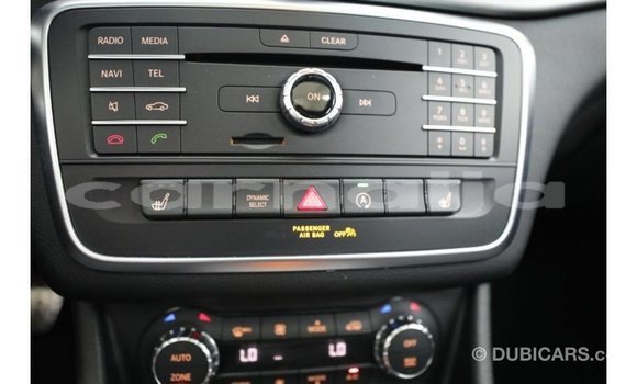 Acheter Import Voiture Mercedes-Benz 250 Blanc à Import - Dubai, État d'Abia Acheter Import Voiture Mercedes-Benz 250 Blanc à Import - Dubai, État d'Abia