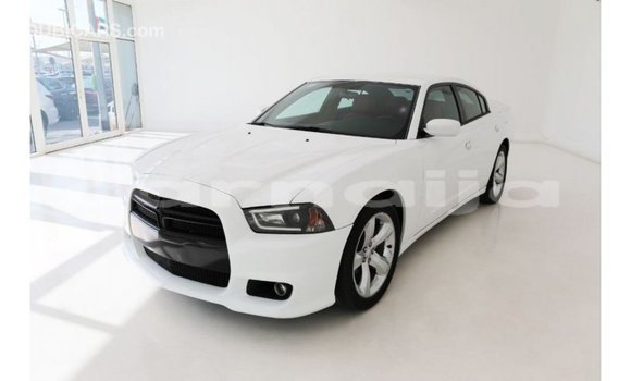 Buy Import Dodge Charger White Car in Import - Dubai in Abia State Buy Import Dodge Charger White Car in Import - Dubai in Abia State