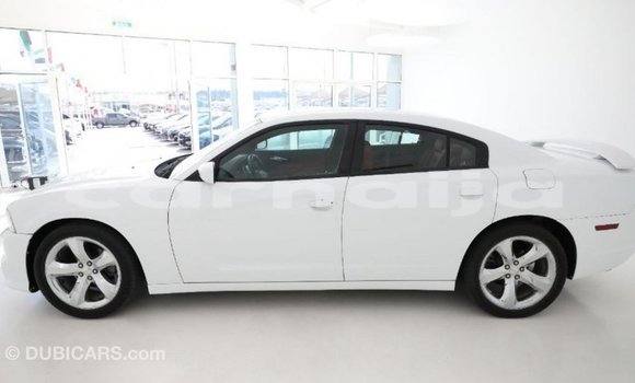 Buy Import Dodge Charger White Car in Import - Dubai in Abia State Buy Import Dodge Charger White Car in Import - Dubai in Abia State