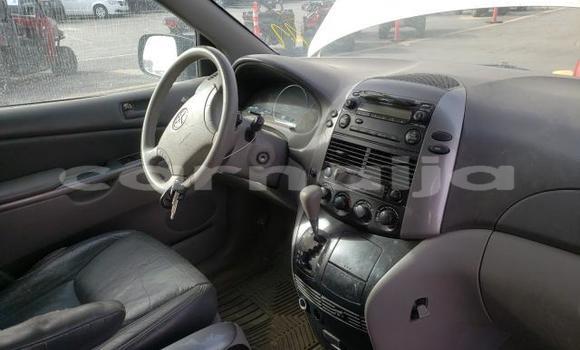 Acheter Occasion Voiture Toyota Sienna Beige à Port Harcourt, Rivers State Acheter Occasion Voiture Toyota Sienna Beige à Port Harcourt, Rivers State