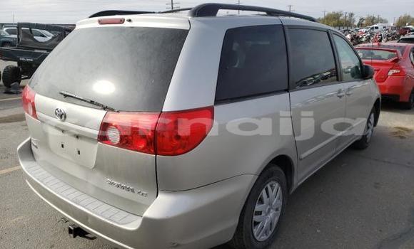 Acheter Occasion Voiture Toyota Sienna Beige à Port Harcourt, Rivers State Acheter Occasion Voiture Toyota Sienna Beige à Port Harcourt, Rivers State