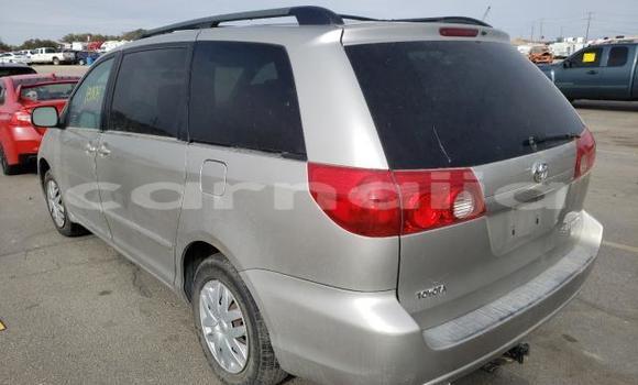 Acheter Occasion Voiture Toyota Sienna Beige à Port Harcourt, Rivers State Acheter Occasion Voiture Toyota Sienna Beige à Port Harcourt, Rivers State