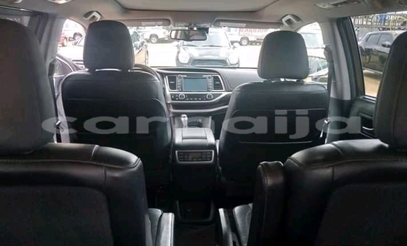 Acheter Neuf Voiture Toyota Highlander Blanc à Abakaliki, État d'Ebonyi Acheter Neuf Voiture Toyota Highlander Blanc à Abakaliki, État d'Ebonyi