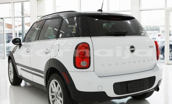 Buy Import MINI Cooper White Car in Import - Dubai in Abia State Buy Import MINI Cooper White Car in Import - Dubai in Abia State