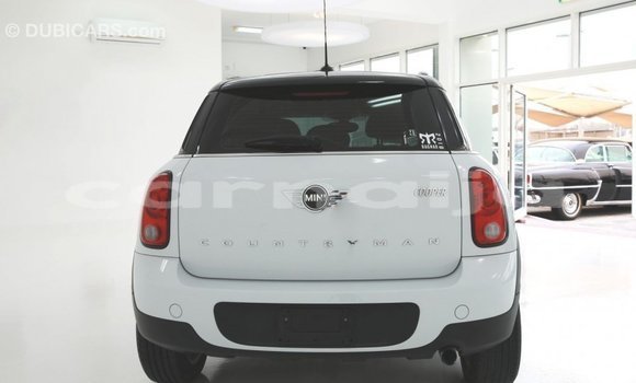 Buy Import MINI Cooper White Car in Import - Dubai in Abia State Buy Import MINI Cooper White Car in Import - Dubai in Abia State