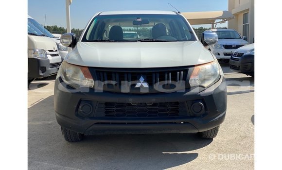 Buy Import Mitsubishi L200 White Car in Import - Dubai in Abia State Buy Import Mitsubishi L200 White Car in Import - Dubai in Abia State
