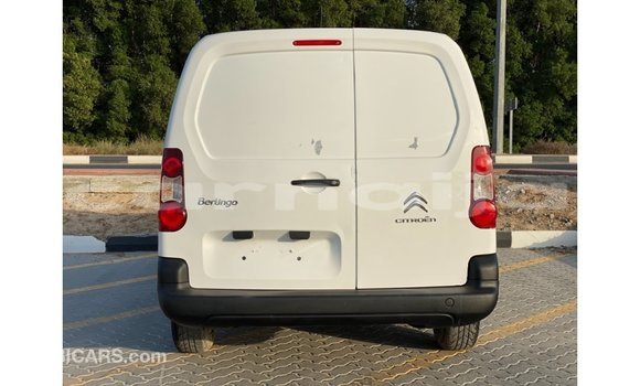 Acheter Import Voiture Citroen Berlingo Blanc à Import - Dubai, État d'Abia Acheter Import Voiture Citroen Berlingo Blanc à Import - Dubai, État d'Abia