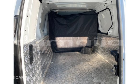 Acheter Import Voiture Citroen Berlingo Blanc à Import - Dubai, État d'Abia Acheter Import Voiture Citroen Berlingo Blanc à Import - Dubai, État d'Abia