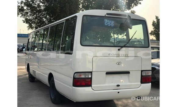 Buy Import Toyota Coaster White Car in Import - Dubai in Abia State Buy Import Toyota Coaster White Car in Import - Dubai in Abia State