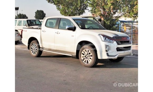 Buy Import Isuzu Rodeo White Car in Import - Dubai in Abia State Buy Import Isuzu Rodeo White Car in Import - Dubai in Abia State