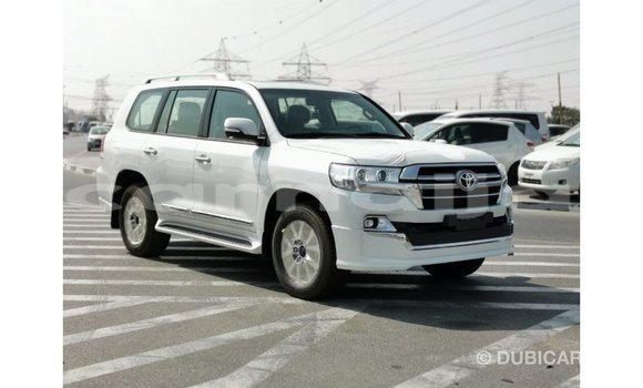 Acheter Import Voiture Toyota Land Cruiser Blanc à Import - Dubai, État d'Abia Acheter Import Voiture Toyota Land Cruiser Blanc à Import - Dubai, État d'Abia