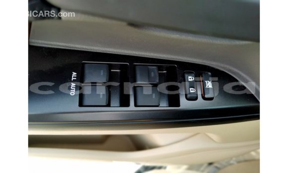 Acheter Import Voiture Toyota Land Cruiser Blanc à Import - Dubai, État d'Abia Acheter Import Voiture Toyota Land Cruiser Blanc à Import - Dubai, État d'Abia