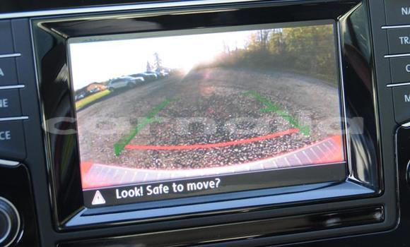 Acheter Import Voiture Volkswagen Golf Sportsvan Rouge à Ville de Festac, État de Lagos Acheter Import Voiture Volkswagen Golf Sportsvan Rouge à Ville de Festac, État de Lagos