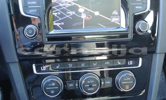 Acheter Import Voiture Volkswagen Golf Sportsvan Rouge à Ville de Festac, État de Lagos Acheter Import Voiture Volkswagen Golf Sportsvan Rouge à Ville de Festac, État de Lagos