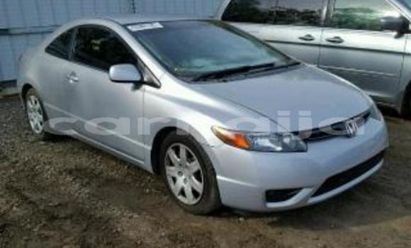 Acheter Neuf Voiture Honda Accord Blanc à Bénin, Edo Acheter Neuf Voiture Honda Accord Blanc à Bénin, Edo