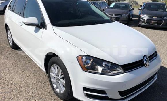 Acheter Import Voiture Volkswagen Golf Sportsvan Blanc à Anambra, Anambra Acheter Import Voiture Volkswagen Golf Sportsvan Blanc à Anambra, Anambra