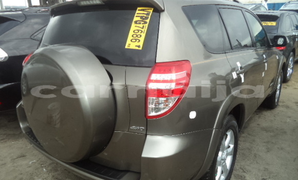 Acheter Neuf Voiture Toyota RAV4 Beige à Lagos, État de Lagos Acheter Neuf Voiture Toyota RAV4 Beige à Lagos, État de Lagos