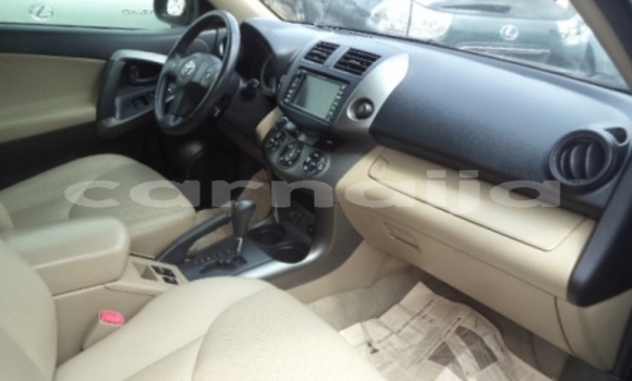 Acheter Neuf Voiture Toyota RAV4 Beige à Ikeja, État de Lagos Acheter Neuf Voiture Toyota RAV4 Beige à Ikeja, État de Lagos