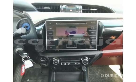 Buy Import Toyota Hilux White Car in Import - Dubai in Abia State Buy Import Toyota Hilux White Car in Import - Dubai in Abia State