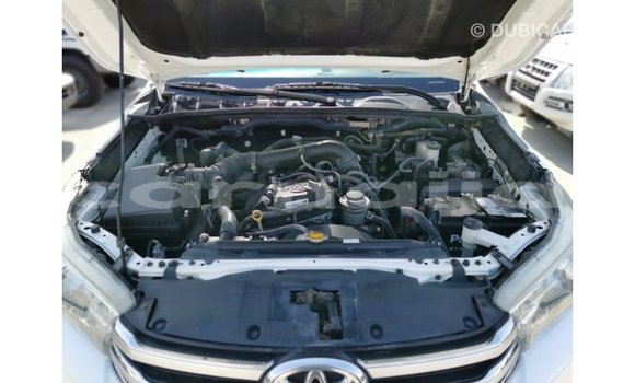Buy Import Toyota Hilux White Car in Import - Dubai in Abia State Buy Import Toyota Hilux White Car in Import - Dubai in Abia State