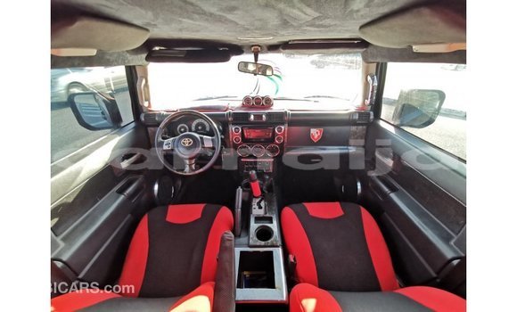 Buy Import Toyota FJ Cruiser Black Car in Import - Dubai in Abia State Buy Import Toyota FJ Cruiser Black Car in Import - Dubai in Abia State