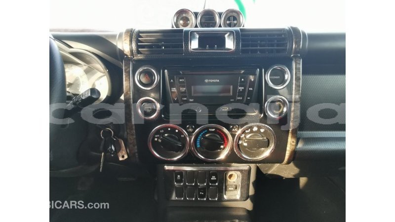 Big with watermark toyota fj cruiser abia state import dubai 10302