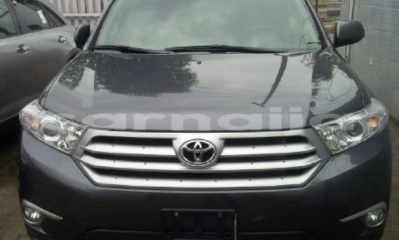 Acheter Occasion Voiture Toyota Highlander Marron à Kaduna, État de Kaduna
