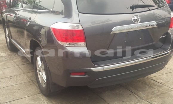 Acheter Occasion Voiture Toyota Highlander Marron à Kaduna, État de Kaduna Acheter Occasion Voiture Toyota Highlander Marron à Kaduna, État de Kaduna