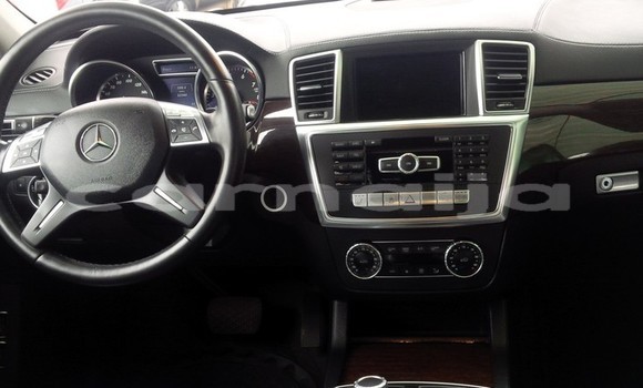 Acheter Occasion Voiture Mercedes-Benz ML–Class Gris à Abuja, État de Lagos Acheter Occasion Voiture Mercedes-Benz ML–Class Gris à Abuja, État de Lagos