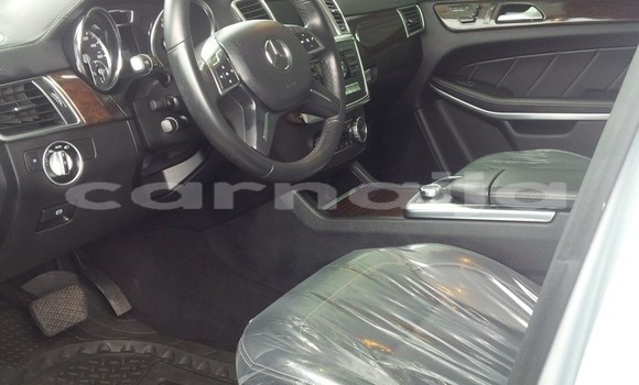 Acheter Occasion Voiture Mercedes-Benz ML–Class Gris à Abuja, État de Lagos Acheter Occasion Voiture Mercedes-Benz ML–Class Gris à Abuja, État de Lagos