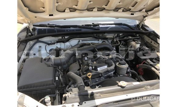 Acheter Import Voiture Toyota Fortuner Blanc à Import - Dubai, État d'Abia Acheter Import Voiture Toyota Fortuner Blanc à Import - Dubai, État d'Abia